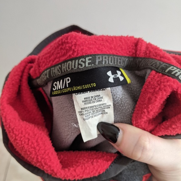 Under Armour red and carbon loose fit hoodie - Picture 3 of 3